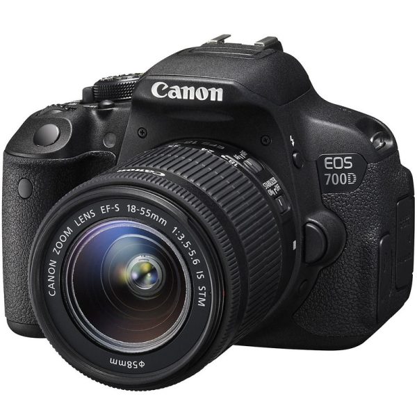 دوربین کارکرده CANON 700D