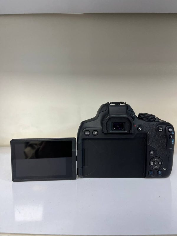 دوربین دست دوم 850d (کارکرده) با لنز 18-135 - تصویر 3