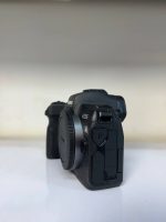 دوربین دست دوم EOS R (3000 شات) سری بدون آینه - Image 2