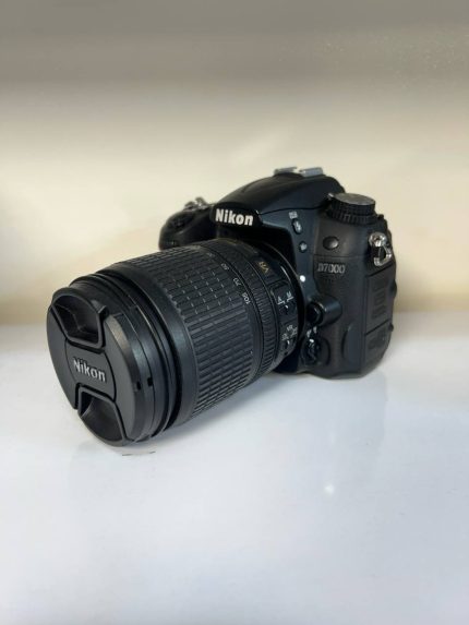 دوربین دست دوم nikon d7000