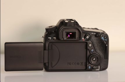 دوربین دست دوم 80d با لنز ۱۸-۱۳۵ usm