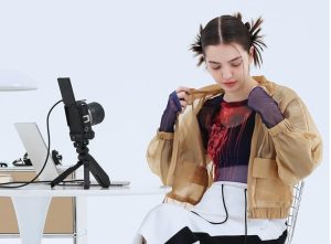 Canon EOS R50 V RF-S14-30mm F4-6.3 is STM PZ 